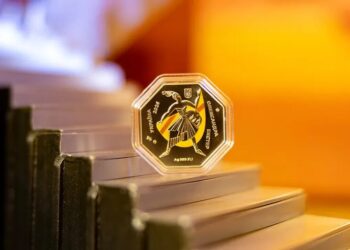 НБУ випустив унікальну восьмикутну монету, присвячену українській художниці Олександрі Екстер
