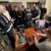 На Київщині посадовця селищної ради підозрюють у вимаганні половини компенсації за "єВідновлення"