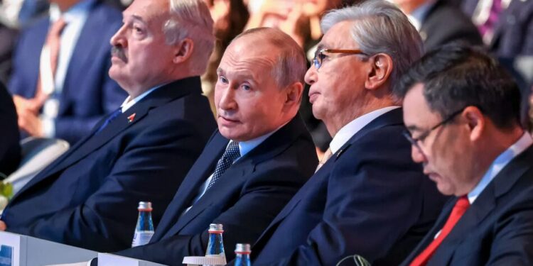 Союз путіна пригрозив Вірменії призупиненням членства через курс на Євросоюз