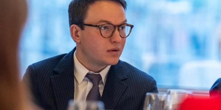 Цивільна авіація може стати драйвером повоєнного відновлення України, вважають у Раді