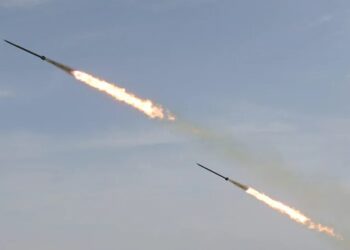 Атака рф триває, здійснено запуск перших ракет – Зеленський