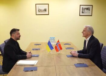 Зеленський зустрівся з прем’єр-міністром Норвегії Йонасом Гаром Стере – стали відомі деталі
