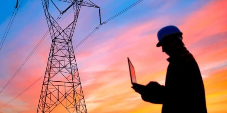 У 8 областях України перебої з електропостачанням через обстріли та негоду – Міненерго