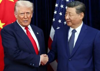 Лобстери, пекінська качка, лосось: чим пригощав СІ Трампа під час візиту в Китай