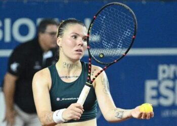 WTA змусила Олійникову зняти патч полку Калиновського на Ролан Гарросі-2026