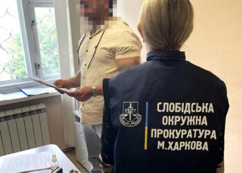 У Харкові депутата міськради підозрюють у схемі переправлення чоловіків до Румунії за 17 тисяч доларів