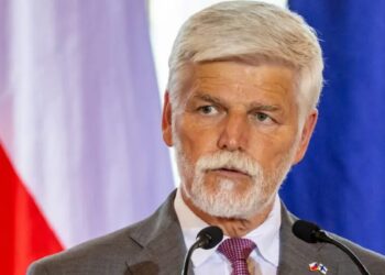 Президент Чехії закликав НАТО збивати літаки рф та вимикати російський інтернет