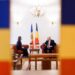 Санду повернула громадянство Молдови експрезиденту Румунії Бесеску