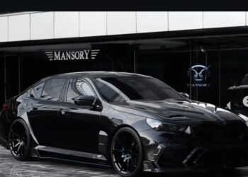 У Єгипті дебютував ексклюзивний BMW M5 від Mansory потужністю 850 к.с