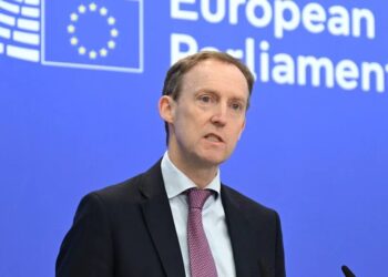 Велика Британія побоюється, що Ірландія є "чорним ходом" для російських шпигунів – The Telegraph
