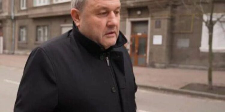 З нардепа від "Слуг народу" Литвиненка стягнуть 7 млн гривень на користь держави за елітні авто