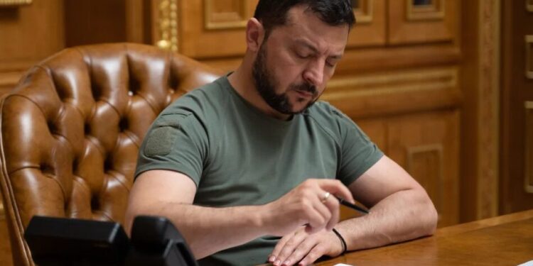 Зеленський схвалив ратифікацію допомоги ЄС у 90 млрд євро
