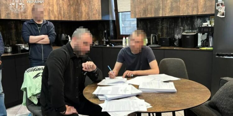 У Кривому Розі викрили організатора міжнародної шахрайської схеми на майже 7 млн грн
