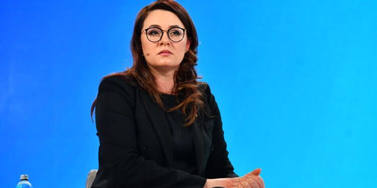 Україна після рішення Ради розраховує на перший транш з €90 млрд від ЄС у червні