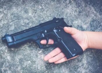 У Тернополі чоловік застрелився у вбиральні ТЦК