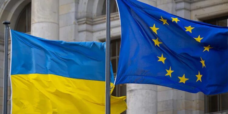 Податки, митниця і реформи: що Україна має виконати для отримання €90 млрд від ЄС