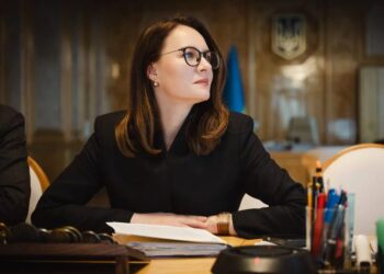 Україна планує підвищити зростання ВВП до 6% на рік, продуктивність праці до 5% та інвестиції до 30% ВВП – Свириденко