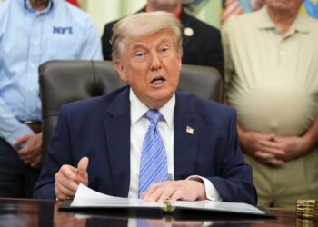 "Схоже, що саме я це зроблю": Трамп заявив, що президенти США десятиліттями обмірковували втручання у справи Куби