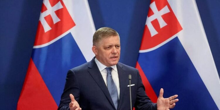 Чехія видала дозвіл на проліт літака словацького прем’єра Роберта Фіцо до москви – ЗМІ