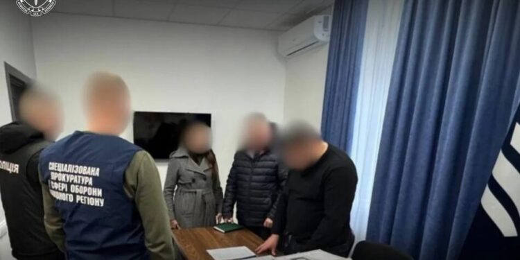 Ексначальника Рівненського ТЦК судитимуть за переплату при закупівлі 16 пікапів для армії