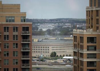 Американських військових у зонах конфліктів відстежували через дані про локацію – Reuters
