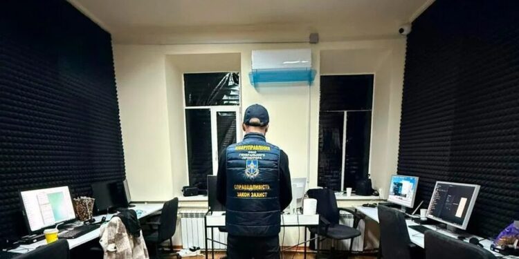 Кол-центр у Харкові ошукав громадян ЄС на схемі з інвестиціями на понад 100 тис. євро, його викрили – Генпрокурор