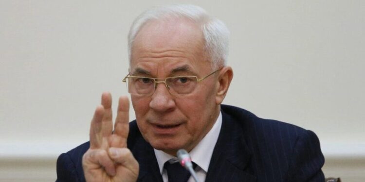 Мін'юст подав позов про конфіскацію майна Миколи та Олексія Азарових