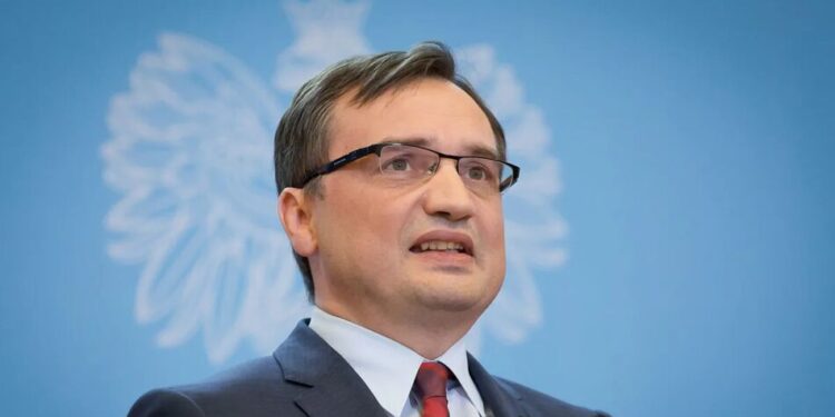 Колишній міністр юстиції Польщі Зьобро імовірно переїхав до США