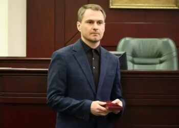 Від корупції до держзради та терактів – Кравченко назвав головні підозри за тиждень