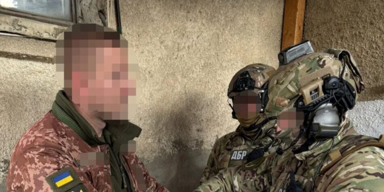 Жорстоко катували чоловіків на Прикарпатті – ДБР оголосило підозру працівникам ТЦК