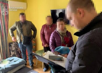 У Києві затримали власницю луганського підприємства, яке ремонтувало "будинок уряду лнр"