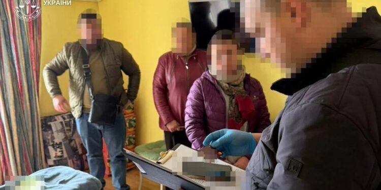 У Києві затримали власницю луганського підприємства, яке ремонтувало "будинок уряду лнр"