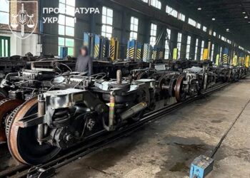 Викрито схему з постачання "Укрзалізниці" неякісних вагонів для міжнародних перевезень на 64 млн грн