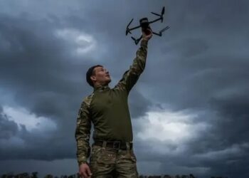 "Азов" повертається до Маріуполя. БПЛА патрулюють дороги на 160 км углиб до міста