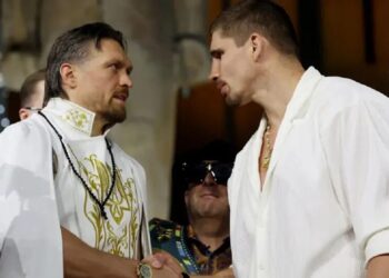 Усик заробить 100 мільйонів доларів за поєдинок проти Ріко Верховена