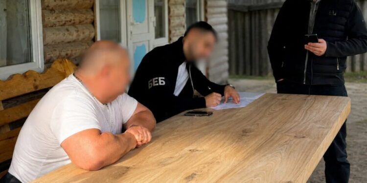 На Волині викрили зловмисників, які завозили авто під виглядом гуманітарки для ЗСУ