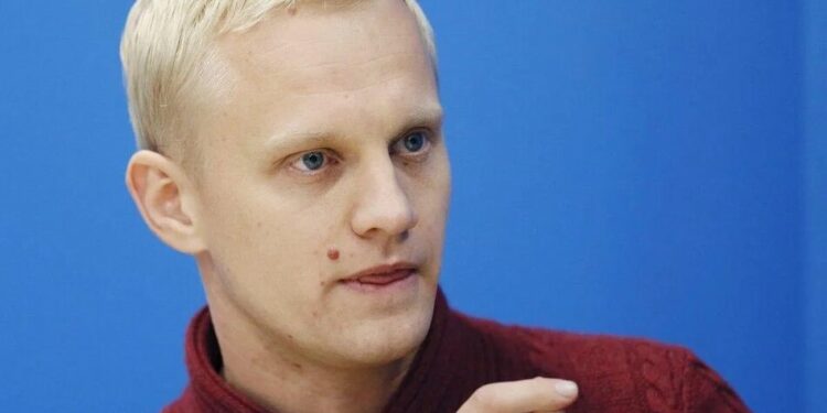 "Подвійні стандарти": активіст Шабунін списався з ЗСУ по зору, хоча стріляє у "десятку" та водить авто – рух "Чесна мобілізація"