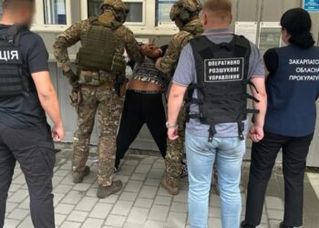 Планував отримати 25 тисяч доларів – на Закарпатті засудили на 10 років чоловіка за спробу продати немовля за кордон