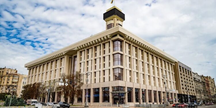 Будинок профспілок на Майдані необхідно повернути ФПУ – нардеп Дмитрієва