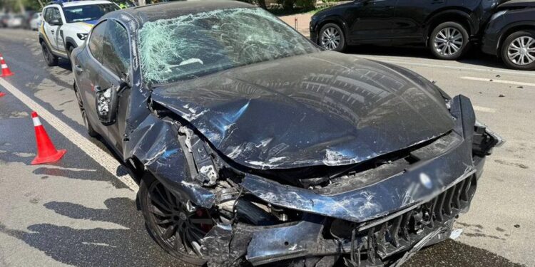 П'яний водій Maserati влаштував ДТП на столичному Печерську, є постраждалий