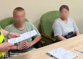 Напали на підлітків та зняли це на відео – у Люботині троє хлопців отримали підозри
