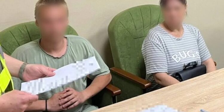 Напали на підлітків та зняли це на відео – у Люботині троє хлопців отримали підозри