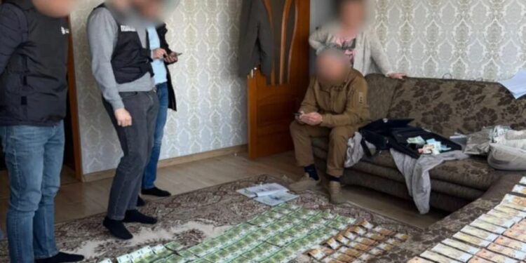 У справі про незаконне збагачення та недостовірне декларування поліція провела обшуки у понад 40 посадовців ТЦК
