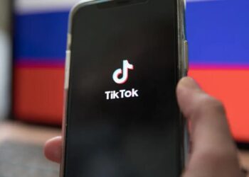 росія масштабує поширення в TikTok маніпулятивних відео з дітьми, створених ШІ – ЦПД