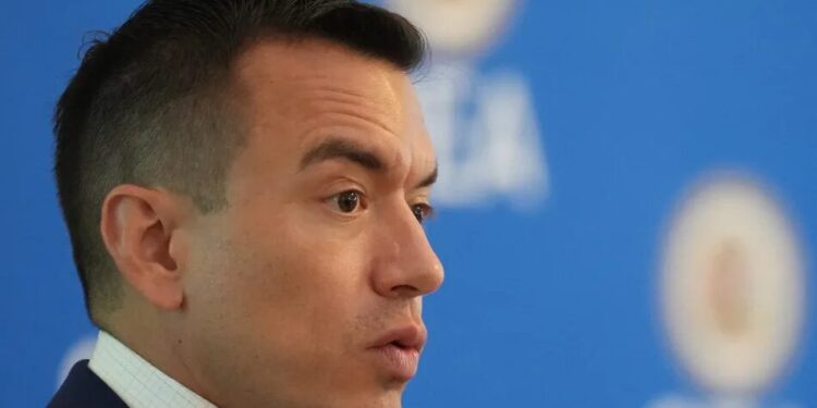 Еквадор видав США 10 кримінальних лідерів та вилучив 300 тонн наркотиків – Нобоа