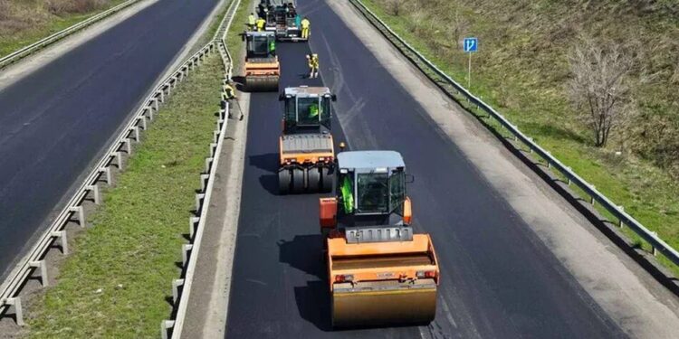 До 1 червня в Україні планують завершити поточний ремонт доріг