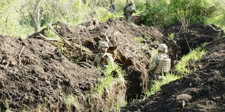 Генштаб оновив втрати рф: мінус 880 солдатів та купа залізяччя