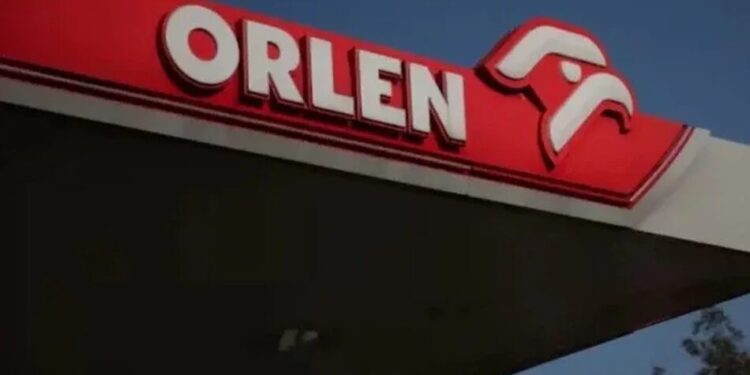 Польський енергогігант Orlen вирішив придбати частку в Укрнафті