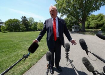 Трамп заявив, що "не задоволений" останньою пропозицією Ірану щодо припинення війни