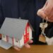 Чому українці все частіше продають квартири та купують будинки в селах